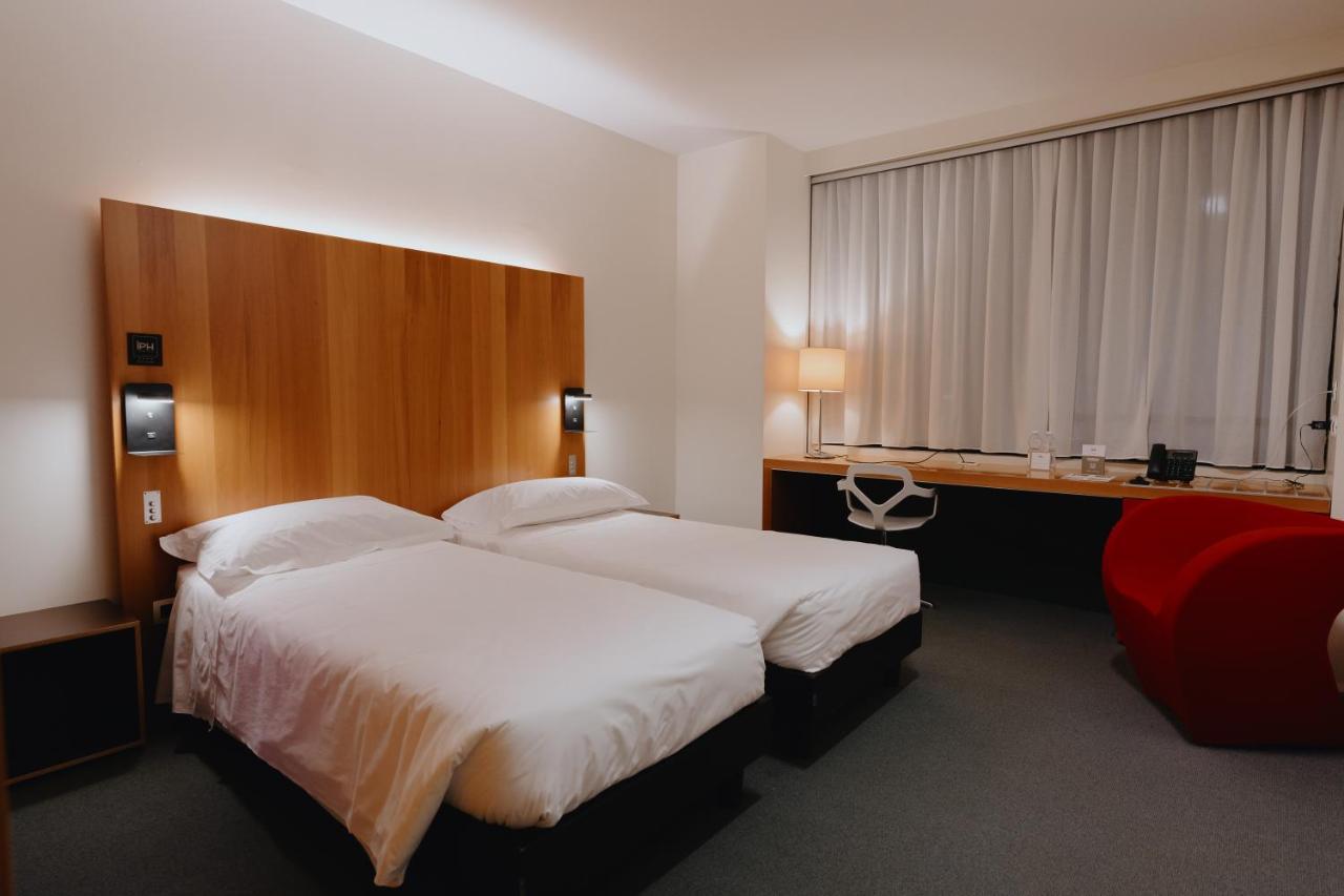 New Ipoint Hotel San Giovanni in Persiceto Zewnętrze zdjęcie