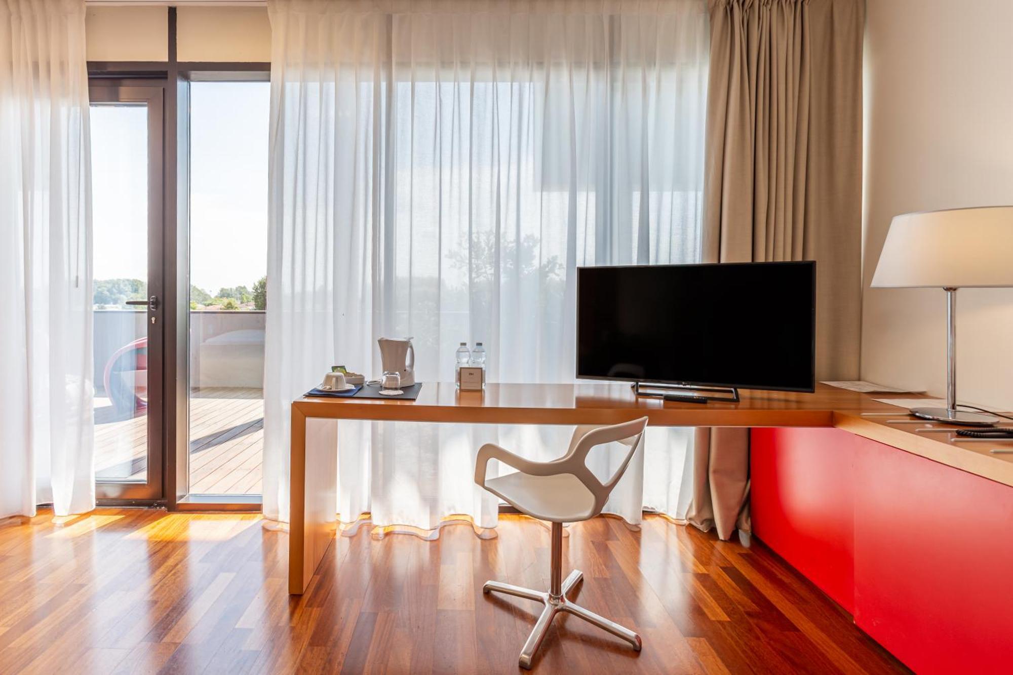 New Ipoint Hotel San Giovanni in Persiceto Zewnętrze zdjęcie