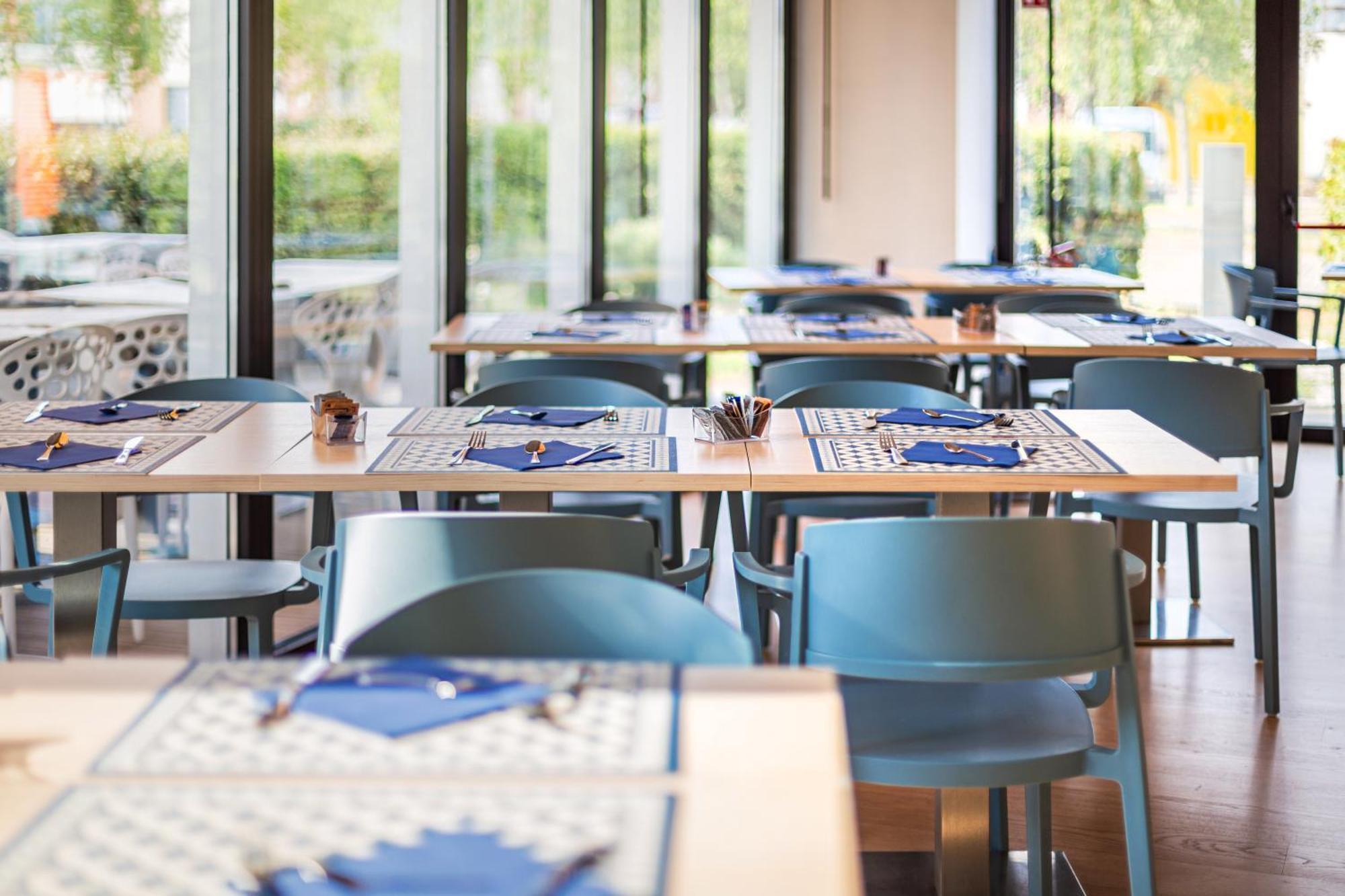 New Ipoint Hotel San Giovanni in Persiceto Zewnętrze zdjęcie